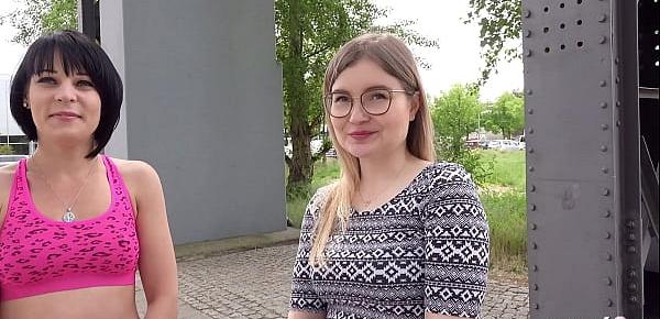 GERMAN SCOUT - ZWEI ZARTE BERLINER GIRLS ZU IHREM ERSTEN FFM DREIER ÜBERREDET